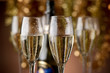 Foto: flutes with champagne flutes with champagne