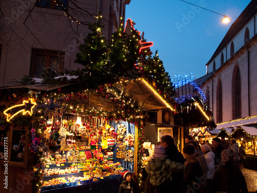 Photo: Cabanon de marché de Noël Cabanon de marché de Noël