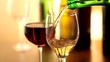 Wein einschenken