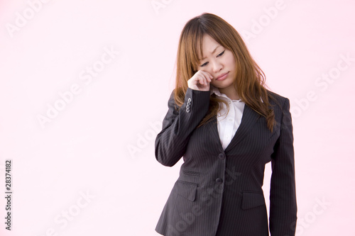 Photo: 悲しんでいる女性 悲しんでいる女性