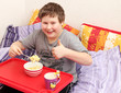 Nudeln essen