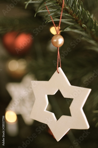 Foto: Christbaumschuck Stern Laubsägearbeit Christbaumschuck Stern Laubsägearbeit