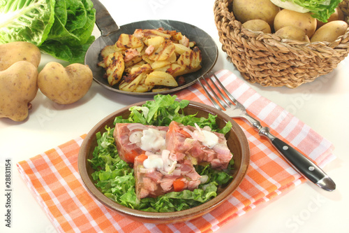 Foto: Bratkartoffeln mit Sülze Bratkartoffeln mit Sülze