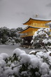雪の金閣寺