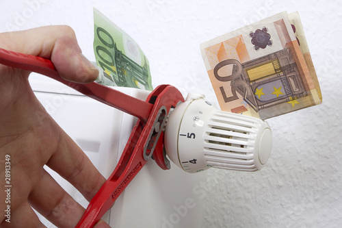 Photo: Installateur, Wasserpumpenzange Reparatur Heizkörper Installateur, Wasserpumpenzange Reparatur Heizkörper