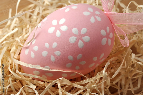 Photo: Uovo di Pasqua nel nido Uovo di Pasqua nel nido