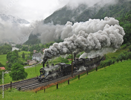 Photo: Dampfzug anlässlich 125 Jahre Gotthardbahn Dampfzug anlässlich 125 Jahre Gotthardbahn