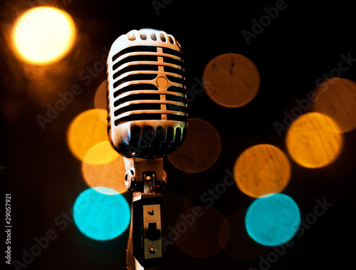 Photo: fondo musical con microfono fondo musical con microfono