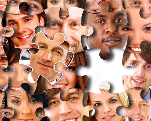 Foto: abstract puzzle-people background with one piece missing abstract puzzle-people background with one piece missing