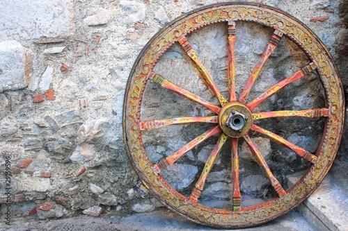 Foto: Altes Wagenrad Altes Wagenrad