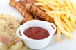 Pommes, BRatwurst, Sauerkraut