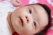 笑顔の赤ちゃん　女の子