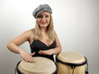 Foto: Frau mit Congas Frau mit Congas
