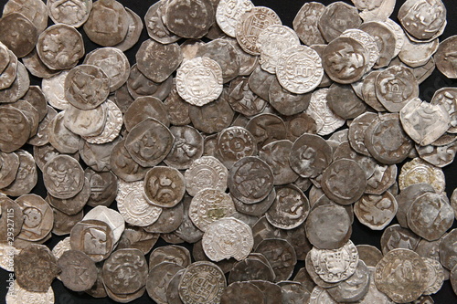 Photo: history currencly history currencly