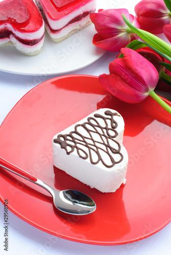 Photo: Valentine's day cakes and flowers Valentine's day cakes and flowers