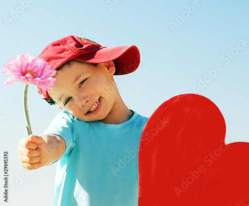 Photo: Kind mit Herz Kind mit Herz