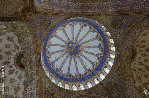 Photo: Decorations of the Blue Mosque dome ceiling, Istanbul Decorations of the Blue Mosque dome ceiling, Istanbul