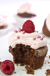 Cupcake mit Himbeeren