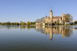 Schloss Schwerin mit Schweriner See