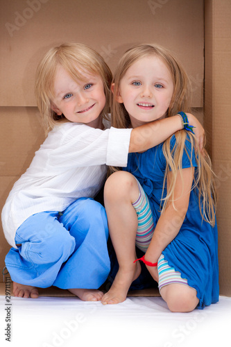Foto: In a cardboard box In a cardboard box