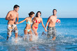 Foto: Joyful friend at beach Joyful friend at beach