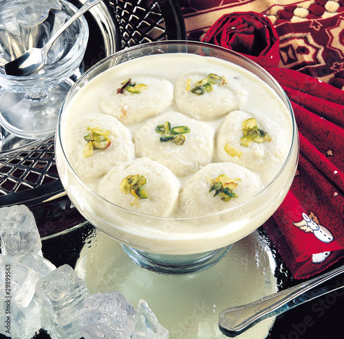 Foto: Rusmalai with Ice Cubes Rusmalai with Ice Cubes
