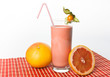 Foto: Trinkjoghurt Graipefruit , Pampelmuse, Grapefruitshake im Glas Trinkjoghurt Graipefruit , Pampelmuse, Grapefruitshake im Glas
