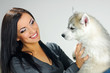 Foto: woman and puppy woman and puppy