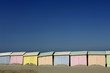 France, Berck, cabines colorées sur la plage