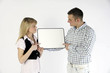 Paar mit Tafel