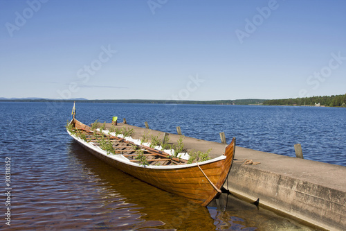 Foto: boot am siljan see am mitsommertag boot am siljan see am mitsommertag