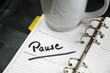 Pause 6146