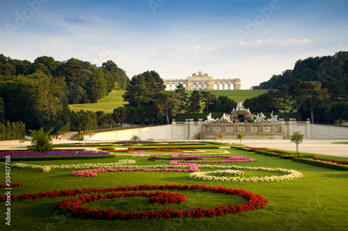 Photo: gloriette, schloss schoenbrunn, wien gloriette, schloss schoenbrunn, wien
