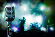 ilustracion de concierto con microfono