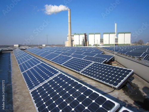 Foto: Solarenergie regenerativ umweltfreundlich Solarenergie regenerativ umweltfreundlich