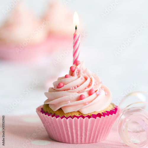 Photo: Birthday cupcake Birthday cupcake