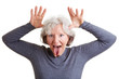 Seniorin macht Grimassen Seniorin macht Grimassen