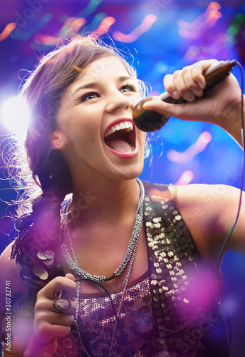 Photo: Beautiful singer Beautiful singer