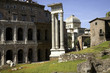 Roma, Teatro di Marcello Marcello ,colonne in stile corinzio,