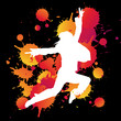silhouette femme saute