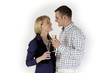 junges Paar mit Sekt
