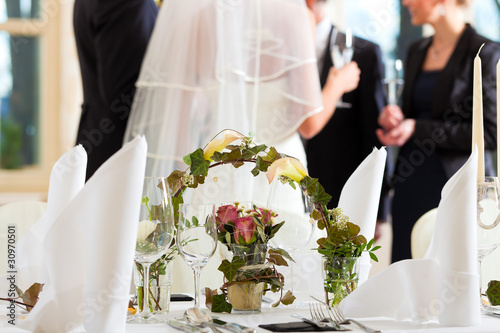 Photo: Hochzeitstisch auf einer Hochzeitsfeier Hochzeitstisch auf einer Hochzeitsfeier