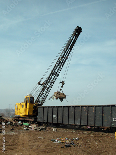 Photo: junk yard crane junk yard crane