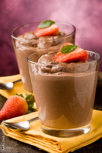 Photo: Mousse al Cioccolato con Fragole Mousse al Cioccolato con Fragole