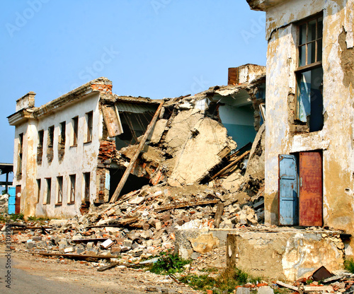 Photo: Aftereffect of earthquake Aftereffect of earthquake
