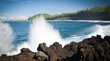 Vague se brisant sur la côte sud de l'île de La Réunion Vague se brisant sur la côte sud de l'île de La Réunion