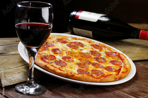 Photo: Pizza calabresa Pizza calabresa