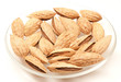 Unpeeled almonds