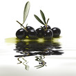 Aceitunas negras reflejadas. Aceitunas negras reflejadas.