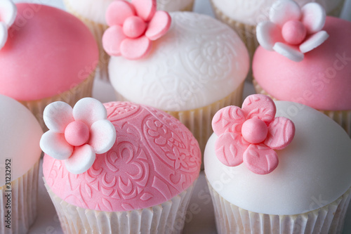 Photo: Wedding cupcakes Wedding cupcakes